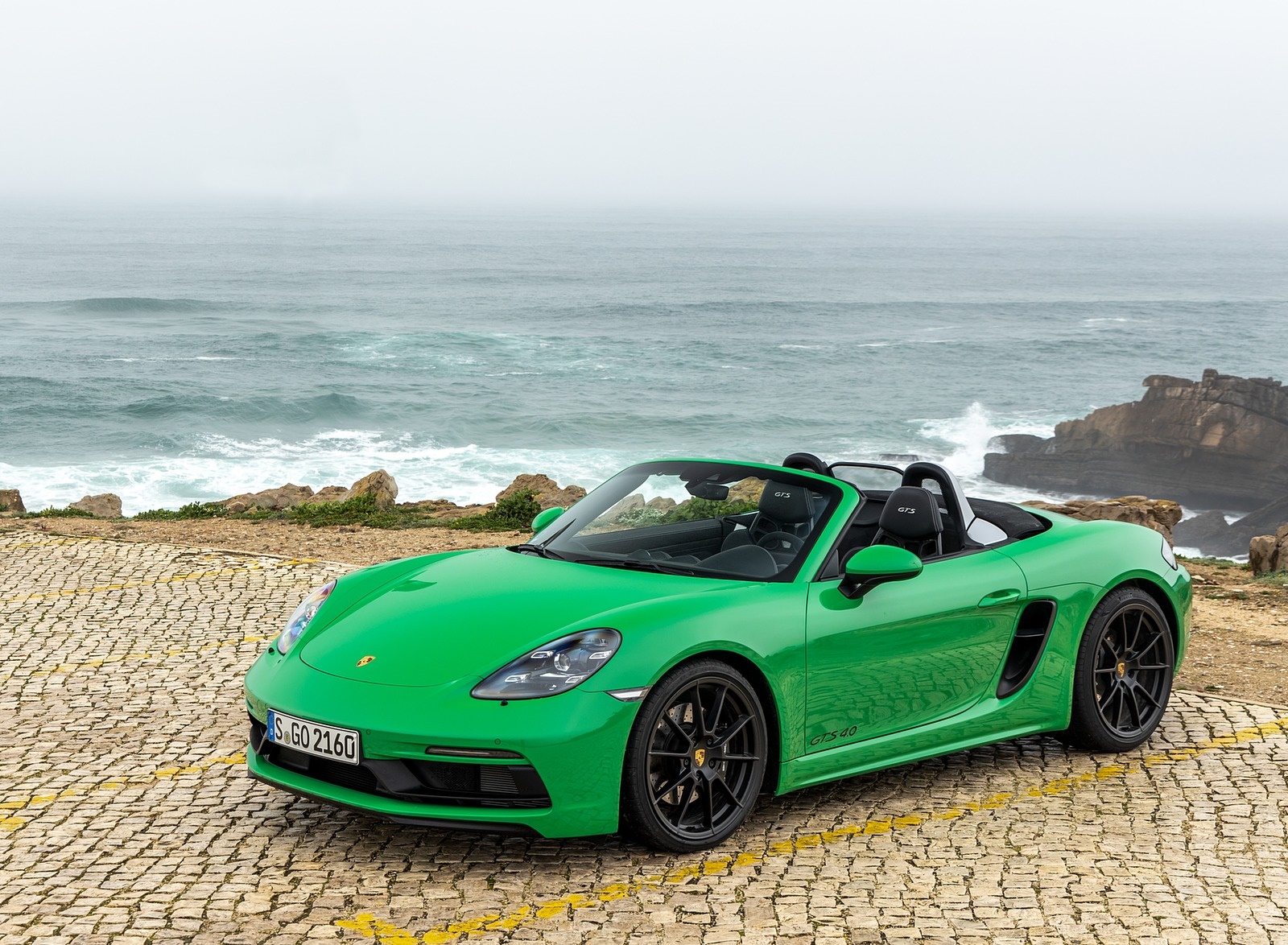 2020 Porsche 718 Boxster GTS 4.0 (Color: Phyton Green) Front Three-Quarter Wallpapers #19 of 191