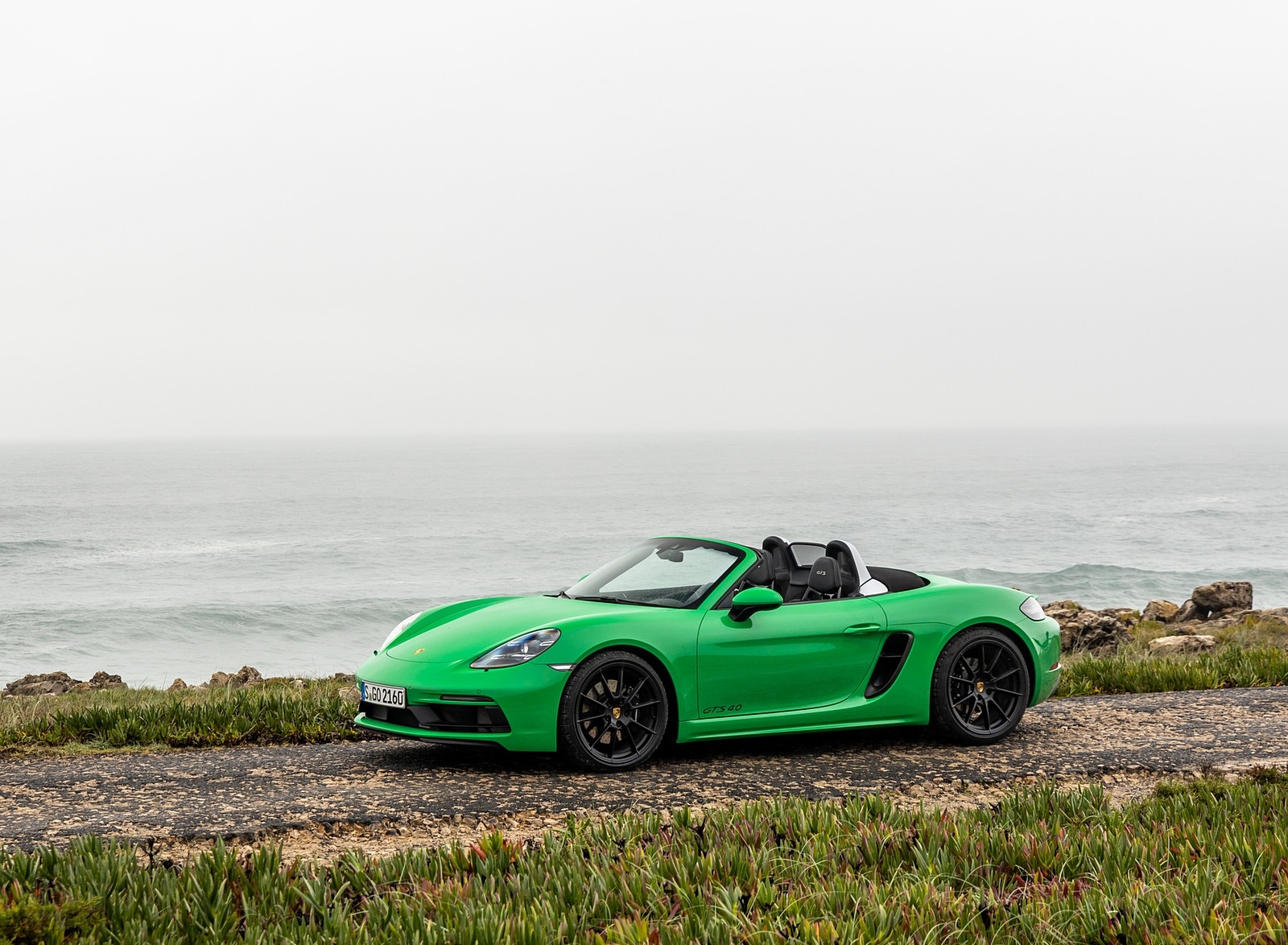 2020 Porsche 718 Boxster GTS 4.0 (Color: Phyton Green) Front Three-Quarter Wallpapers #20 of 191