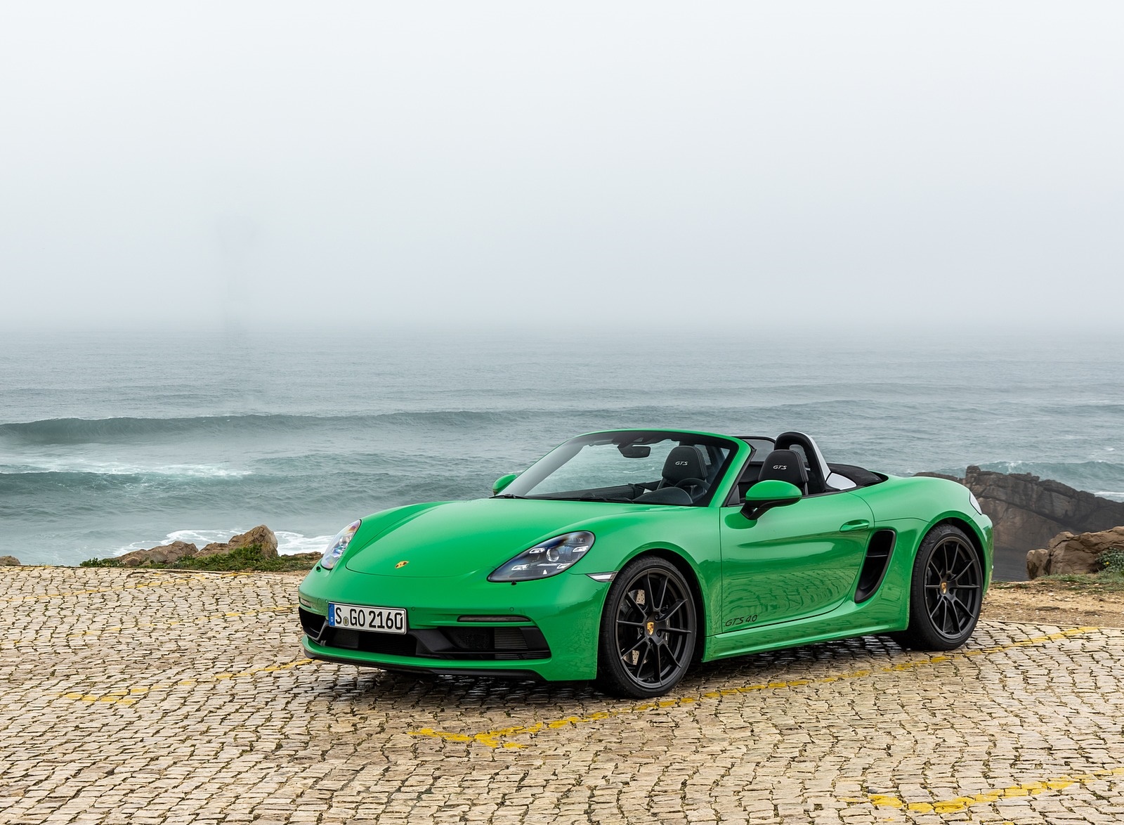 2020 Porsche 718 Boxster GTS 4.0 (Color: Phyton Green) Front Three-Quarter Wallpapers #22 of 191