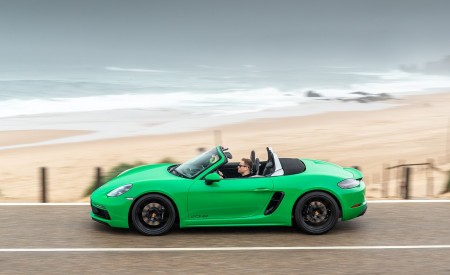 2020 Porsche 718 Boxster GTS 4.0 (Color: Phyton Green) Side Wallpapers 450x275 (16)