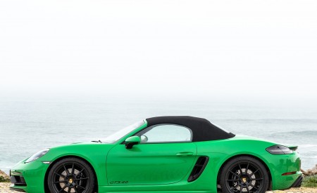 2020 Porsche 718 Boxster GTS 4.0 (Color: Phyton Green) Side Wallpapers 450x275 (31)