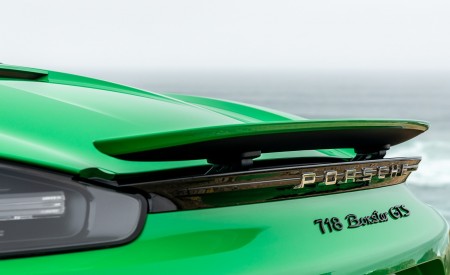 2020 Porsche 718 Boxster GTS 4.0 (Color: Phyton Green) Spoiler Wallpapers 450x275 (34)
