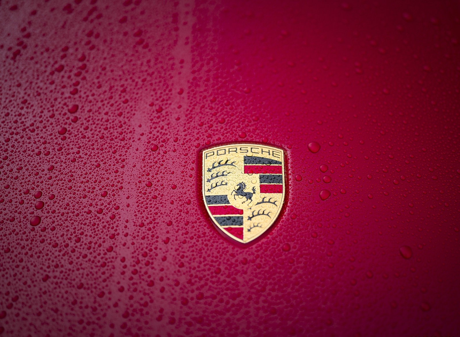 2020 Porsche 718 Cayman GTS 4.0 (Color: Carmine Red) Badge Wallpapers #51 of 192