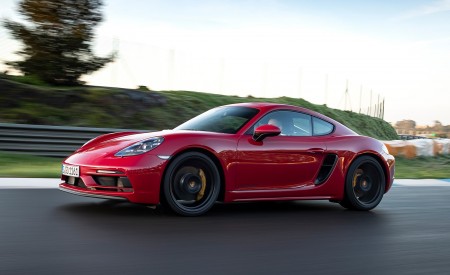 2020 Porsche 718 Cayman GTS 4.0 (Color: Carmine Red) Front Three-Quarter Wallpapers 450x275 (5)