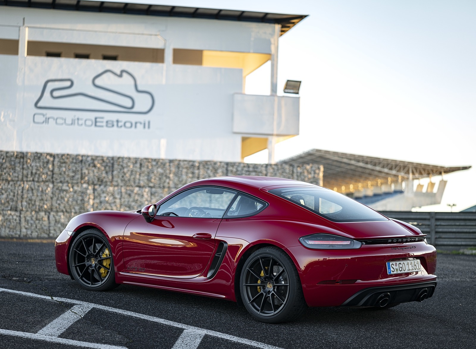 Порше Cayman GTS