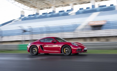 2020 Porsche 718 Cayman GTS 4.0 (Color: Carmine Red) Side Wallpapers 450x275 (23)