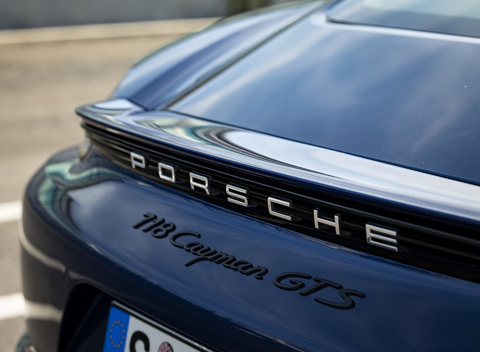2020 Porsche 718 Cayman GTS 4.0 (Color: Gentian Blue Metallic) Badge Wallpapers #177 of 192