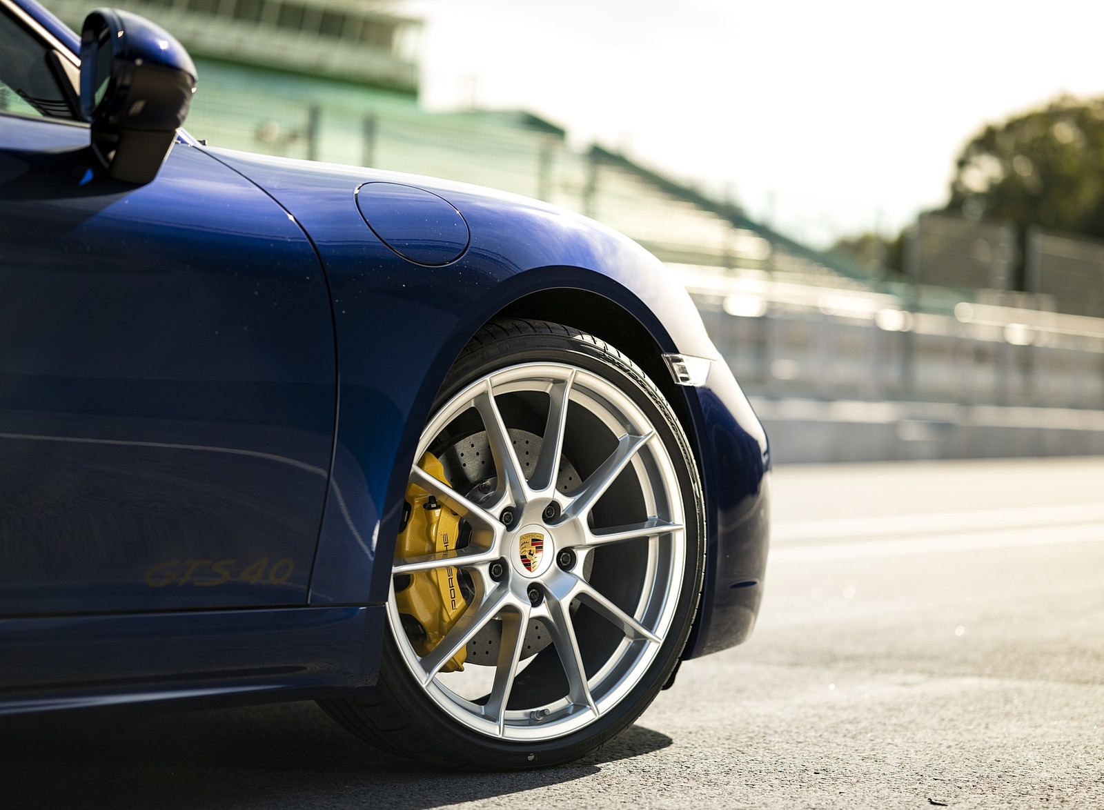 2020 Porsche 718 Cayman GTS 4.0 (Color: Gentian Blue Metallic) Wheel Wallpapers #168 of 192