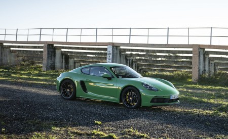 2020 Porsche 718 Cayman GTS 4.0 (Color: Phyton Green) Front Three-Quarter Wallpapers 450x275 (87)