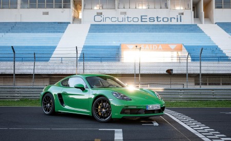 2020 Porsche 718 Cayman GTS 4.0 (Color: Phyton Green) Front Three-Quarter Wallpapers 450x275 (89)