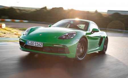 2020 Porsche 718 Cayman GTS 4.0 (Color: Phyton Green) Front Three-Quarter Wallpapers 450x275 (66)