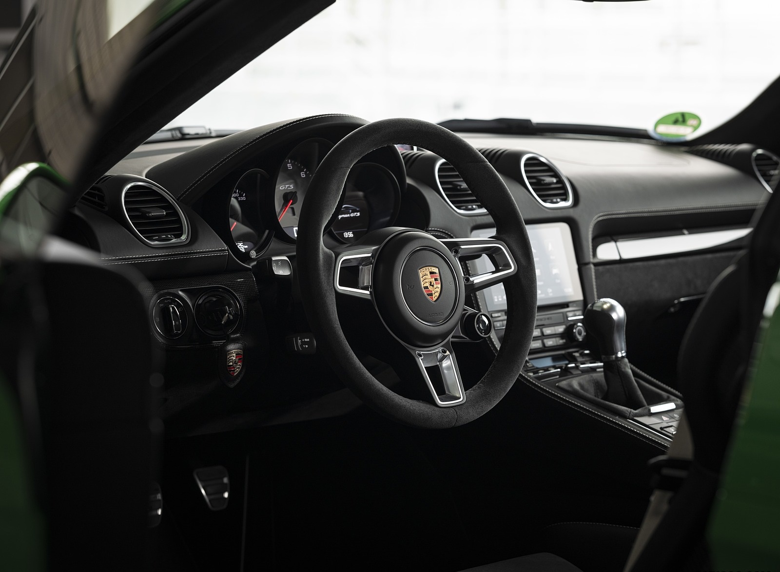 2020 Porsche 718 Cayman GTS 4.0 (Color: Phyton Green) Interior Wallpapers #125 of 192