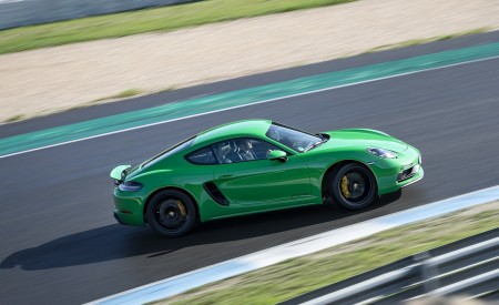 2020 Porsche 718 Cayman GTS 4.0 (Color: Phyton Green) Side Wallpapers 450x275 (86)