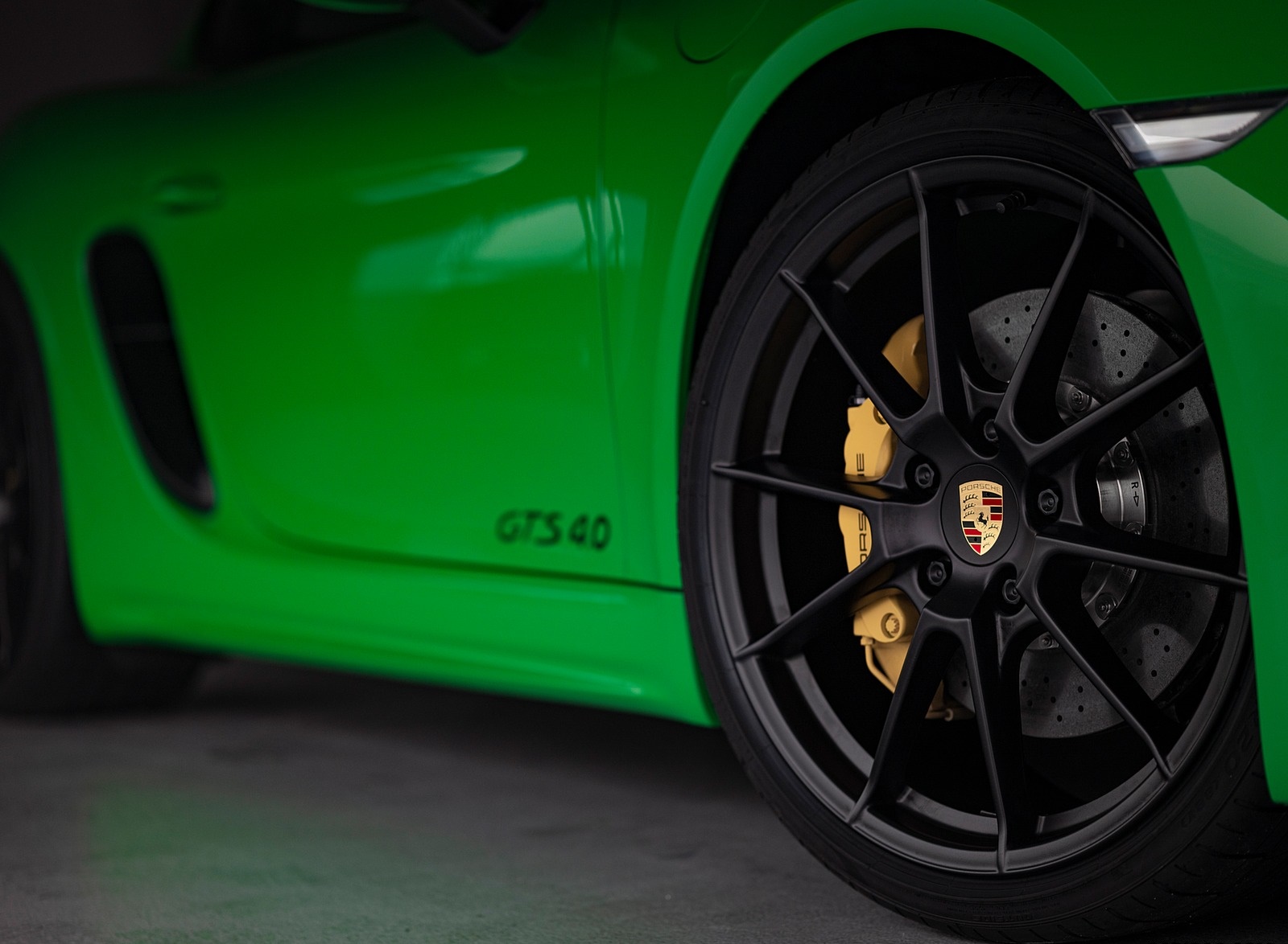 2020 Porsche 718 Cayman GTS 4.0 (Color: Phyton Green) Wheel Wallpapers #109 of 192