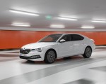 2020 Skoda Superb iV Plug-In Hybrid Front Three-Quarter Wallpapers 150x120