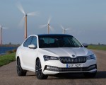 2020 Skoda Superb iV Plug-In Hybrid Front Three-Quarter Wallpapers 150x120 (34)