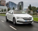 2020 Skoda Superb iV Plug-In Hybrid Front Three-Quarter Wallpapers 150x120 (4)