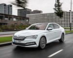 2020 Skoda Superb iV Plug-In Hybrid Front Three-Quarter Wallpapers 150x120 (5)