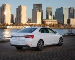 2020 Skoda Superb iV Plug-In Hybrid Rear Three-Quarter Wallpapers 150x120 (38)