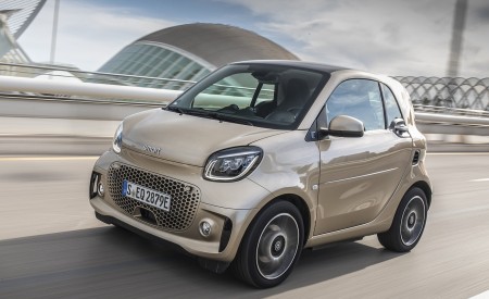2020 Smart EQ ForTwo Coupe Pulse Line (Color: Gold Beige) Front Three-Quarter Wallpapers 450x275 (46)