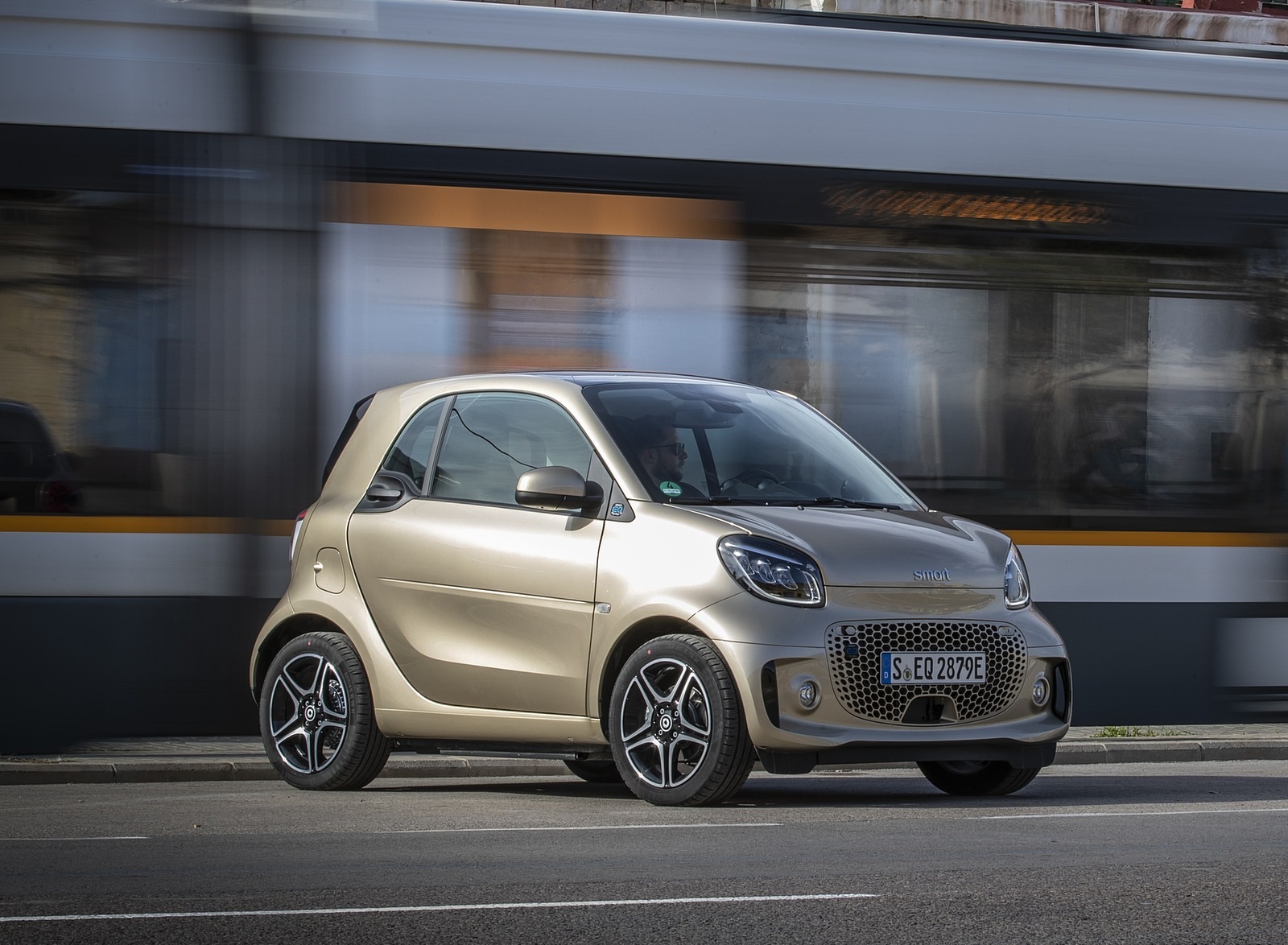 Smart 2020 car