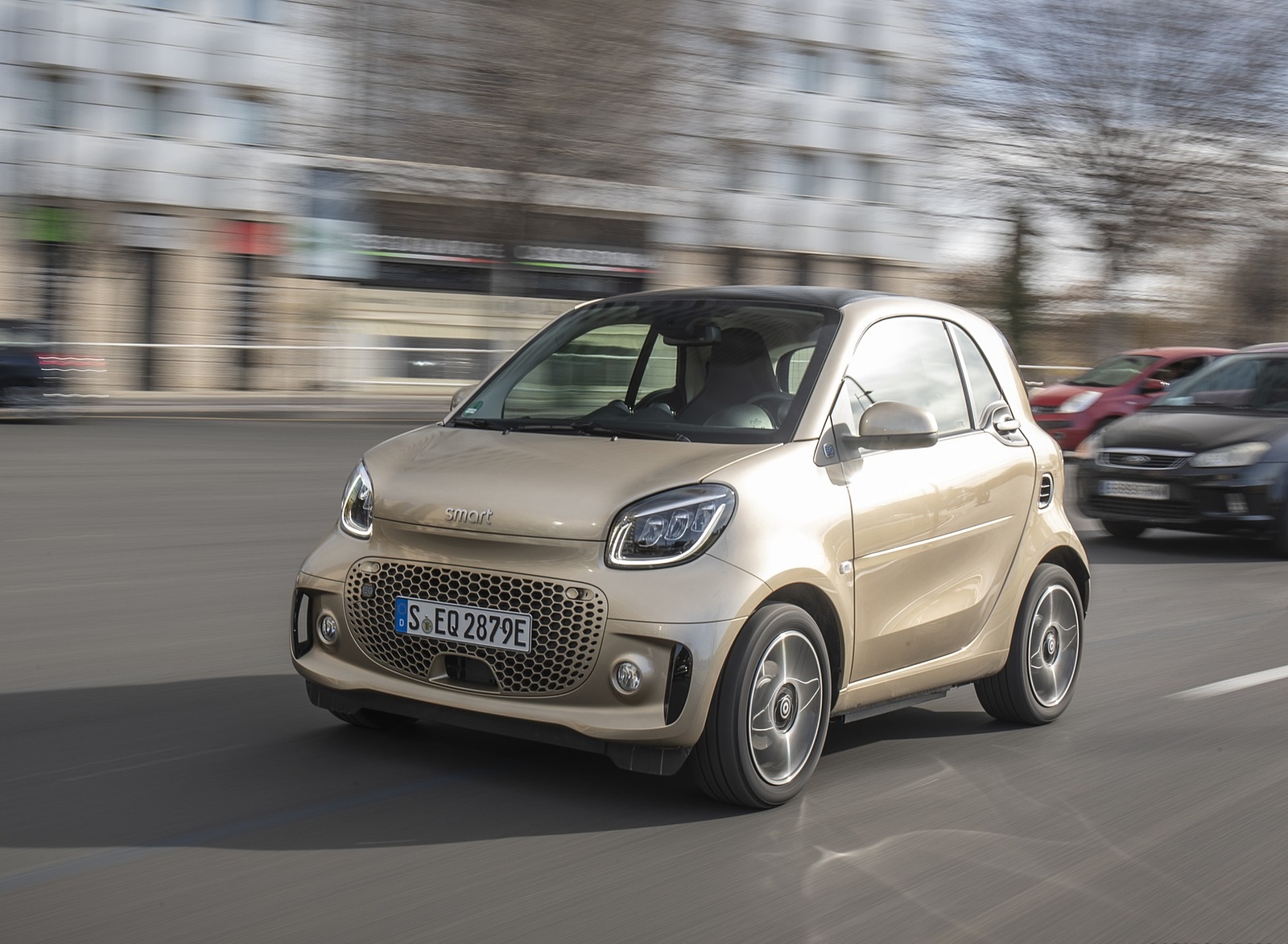 2020 Smart EQ ForTwo Coupe Pulse Line (Color: Gold Beige) Front Three-Quarter Wallpapers #48 of 94