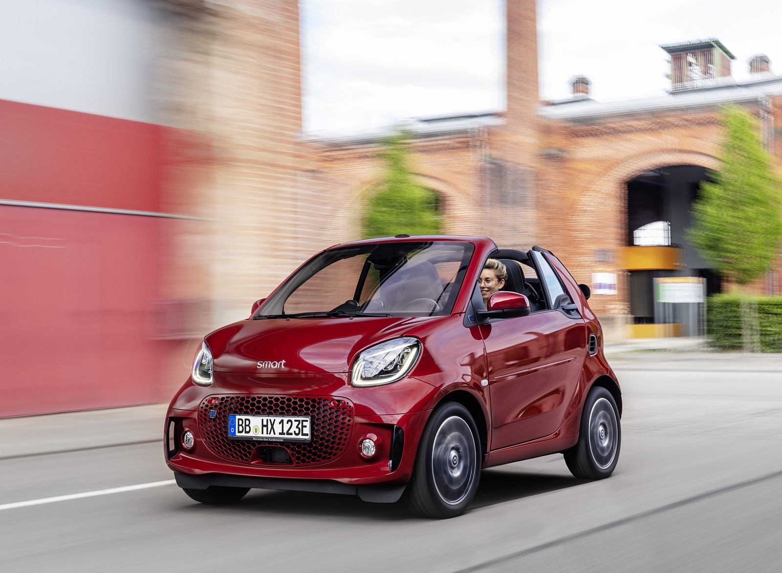 2020 Smart EQ ForTwo Front Three-Quarter Wallpapers #33 of 94