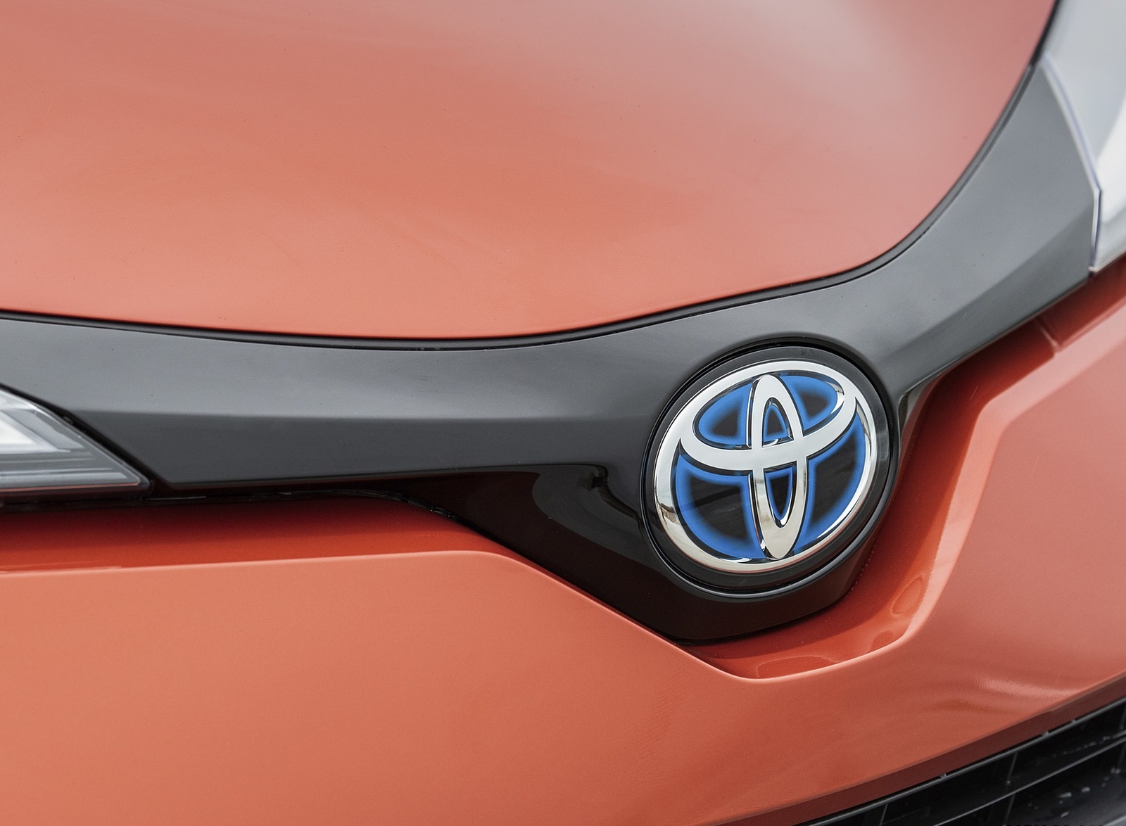 2020 Toyota C-HR Hybrid (Euro-Spec) Badge Wallpapers #74 of 168