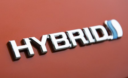 2020 Toyota C-HR Hybrid (Euro-Spec) Badge Wallpapers 450x275 (75)