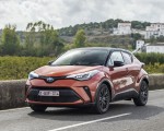 2020 Toyota C-HR Hybrid (Euro-Spec) Front Three-Quarter Wallpapers 150x120