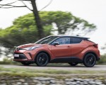 2020 Toyota C-HR Hybrid (Euro-Spec) Front Three-Quarter Wallpapers 150x120