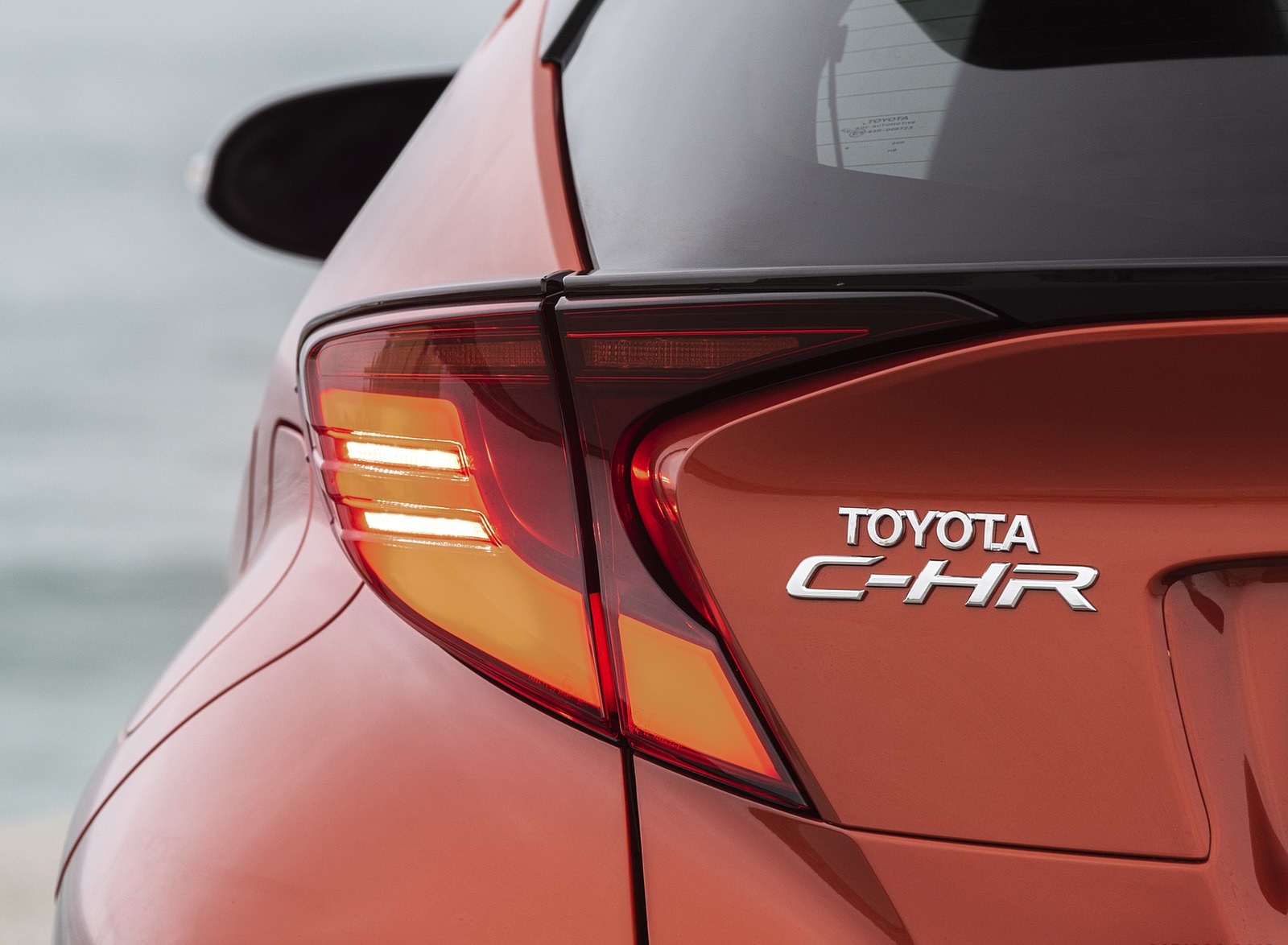 2020 Toyota C-HR Hybrid (Euro-Spec) Tail Light Wallpapers #71 of 168