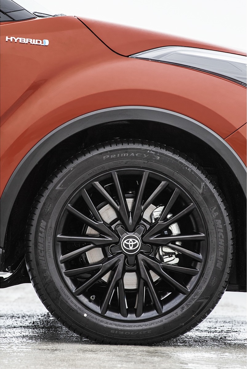 2020 Toyota C-HR Hybrid (Euro-Spec) Wheel Wallpapers #73 of 168