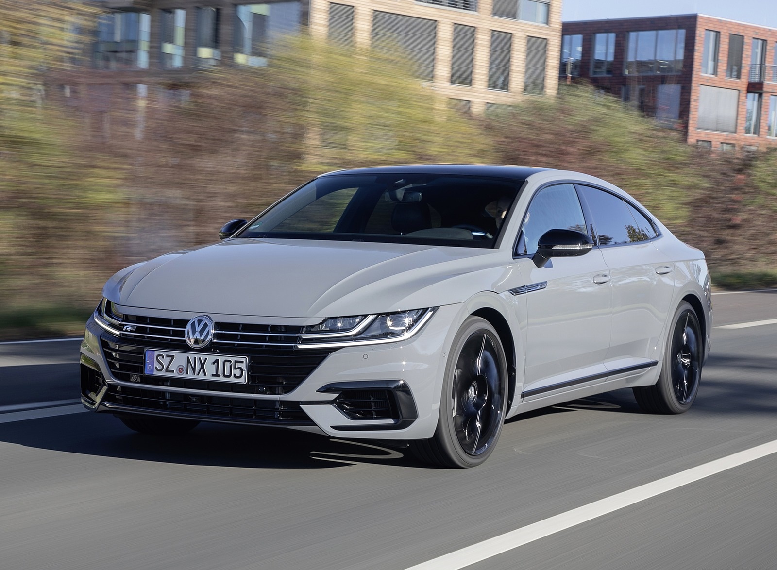 2020 Volkswagen Arteon R-Line Edition Front Three-Quarter Wallpapers #23 of 37