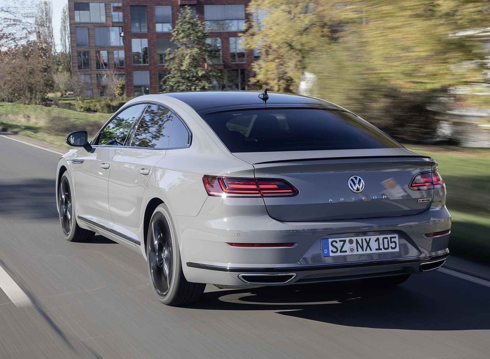 2020 Volkswagen Arteon R-Line Edition Rear Three-Quarter Wallpapers #20 of 37