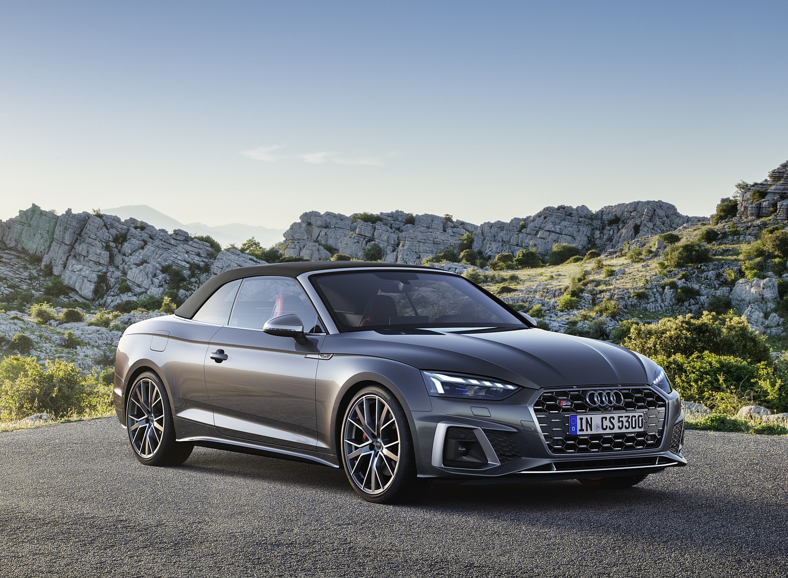 2021 Audi S5 Cabriolet (Color: Daytona Gray) Front Three-Quarter Wallpapers #7 of 21