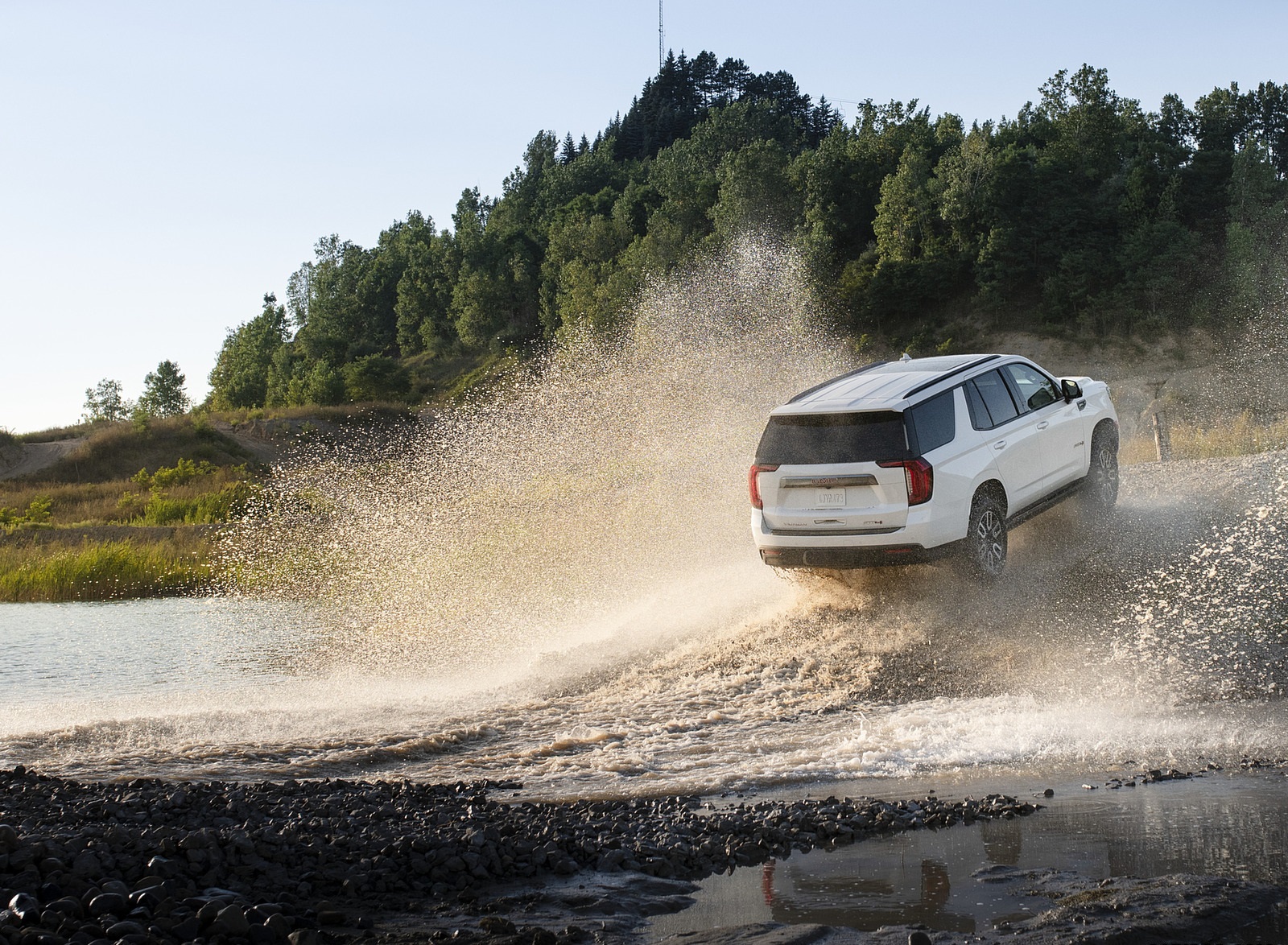 2021 GMC Yukon AT4 Off-Road Wallpapers (8)