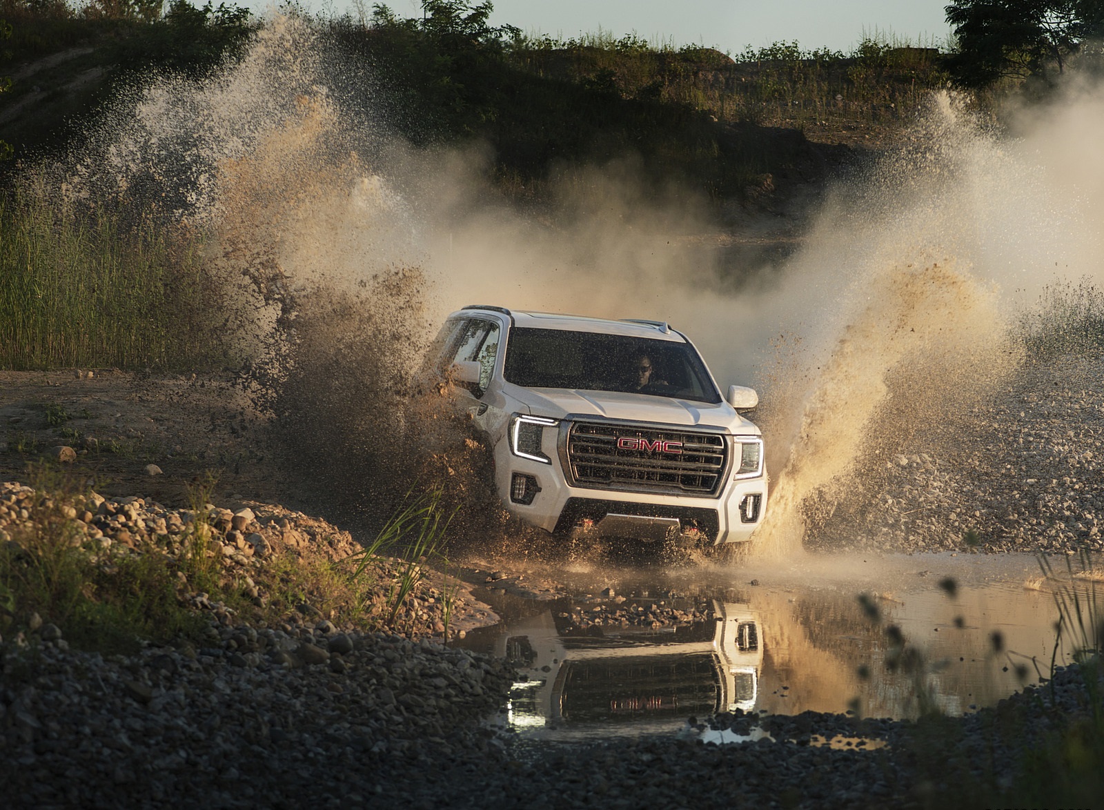 2021 GMC Yukon AT4 Off-Road Wallpapers (10)