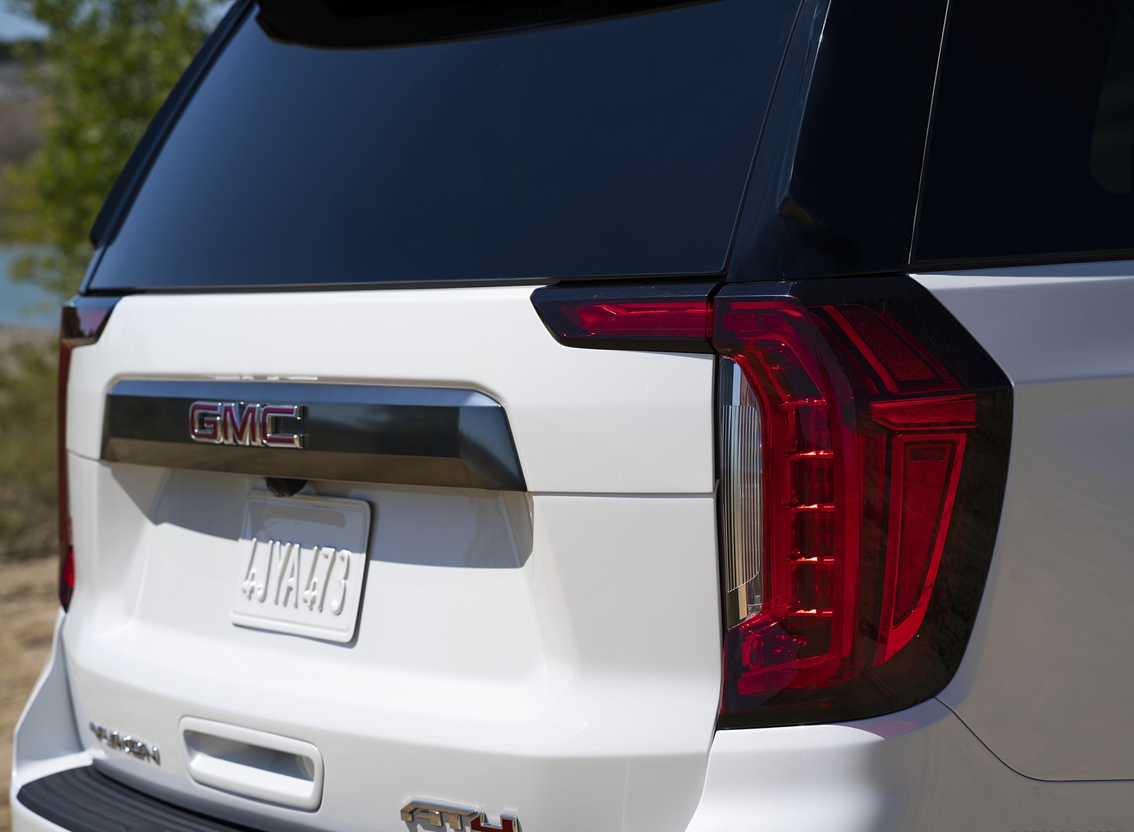 2021 GMC Yukon AT4 Tail Light Wallpapers #27 of 67