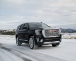 2021 GMC Yukon Denali Front Three-Quarter Wallpapers 150x120 (1)