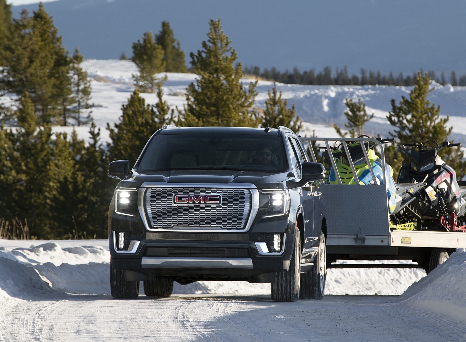 2021 GMC Yukon Denali Front Wallpapers (4)