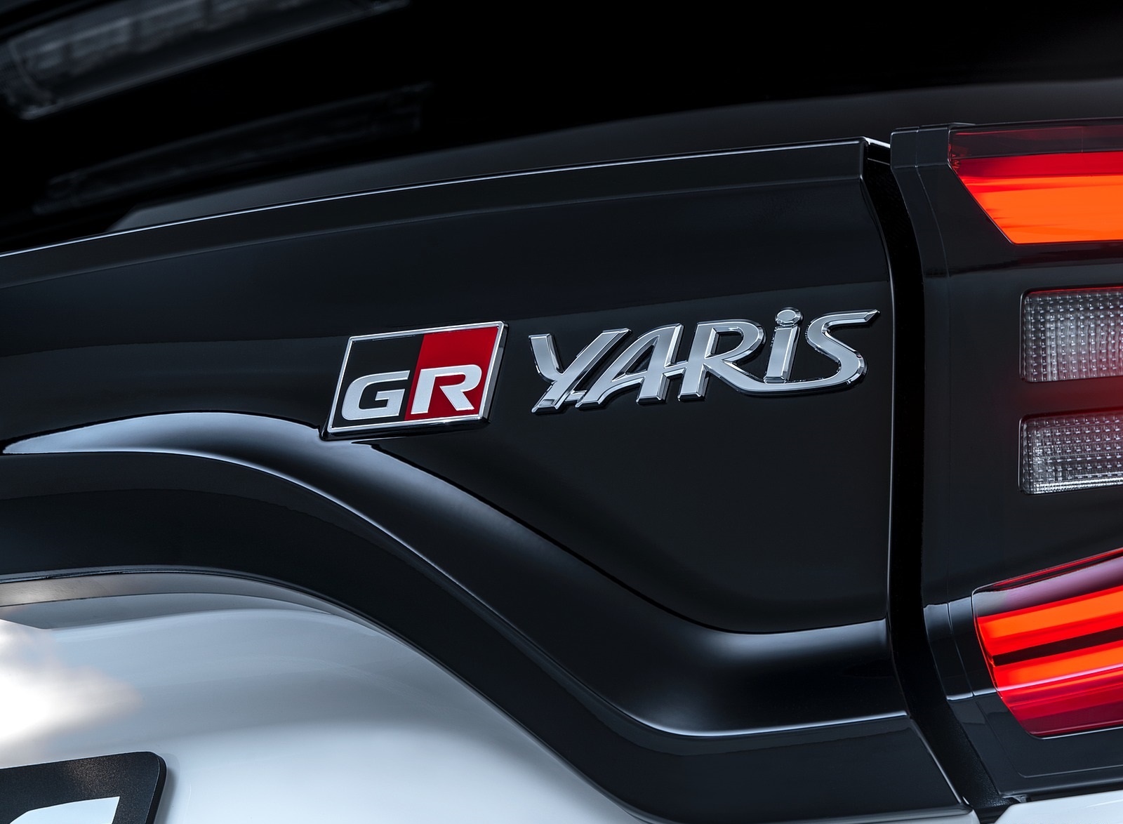 2021 Toyota GR Yaris Badge Wallpapers (8)