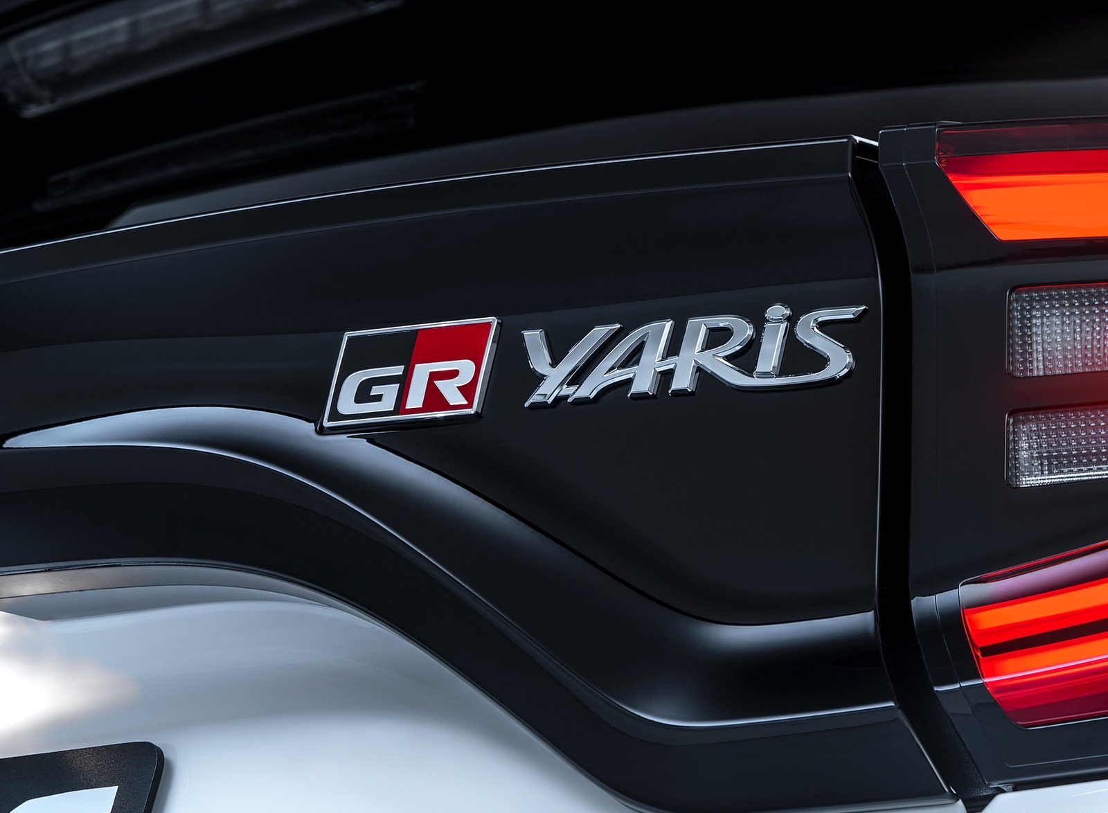 2021 Toyota GR Yaris Badge Wallpapers #8 of 200