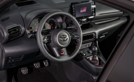 2021 Toyota GR Yaris Interior Cockpit Wallpapers 450x275 (194)