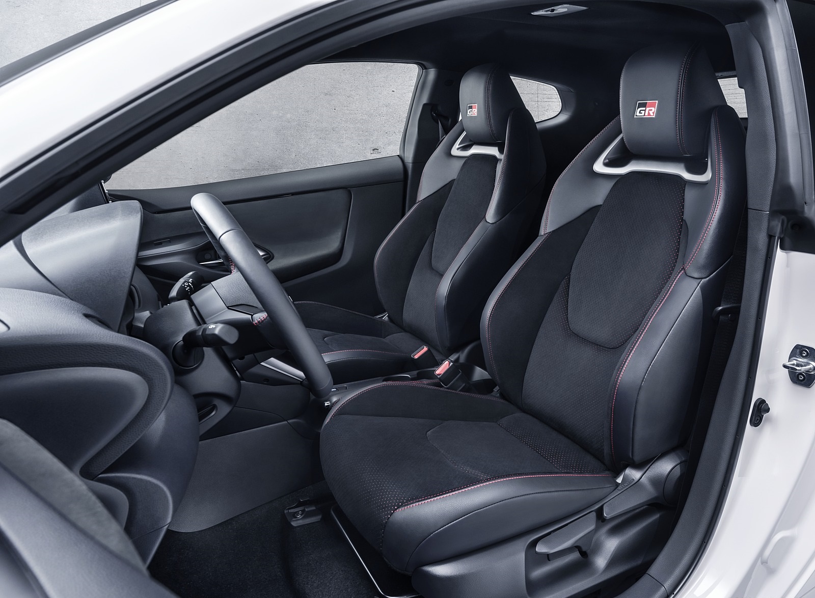 2021 Toyota GR Yaris Interior Front Seats Wallpapers (10)