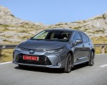 2019 Toyota Corolla Sedan Hybrid 1.8L Grey (EU-Spec) Front Three-Quarter Wallpapers 150x120 (4)