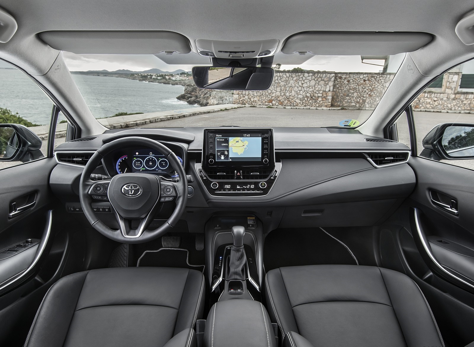 2019 Toyota Corolla Sedan Hybrid 1.8L Grey (EU-Spec) Interior Cockpit Wallpapers #32 of 44
