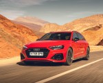 2020 Audi RS 4 Avant (UK-Spec) Front Three-Quarter Wallpapers 150x120 (1)