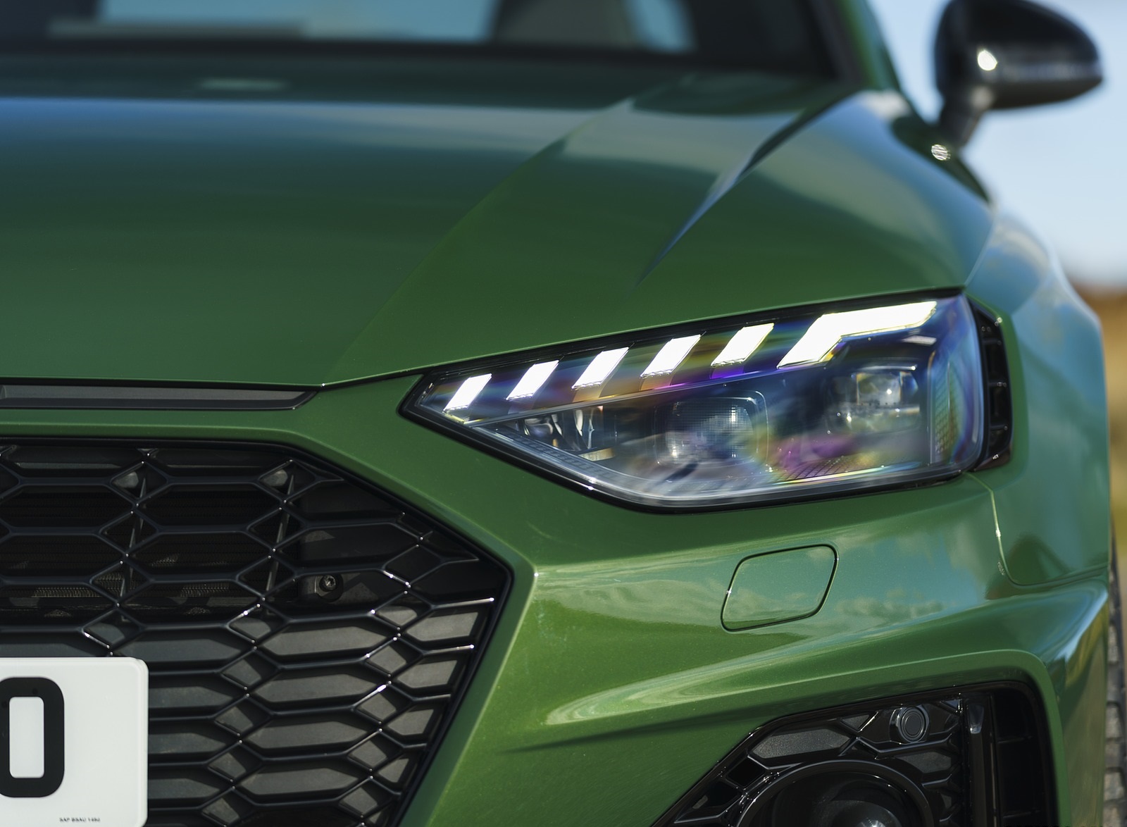 2020 Audi RS 4 Avant (UK-Spec) Headlight Wallpapers #119 of 169