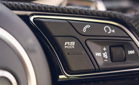 2020 Audi RS 4 Avant (UK-Spec) Interior Steering Wheel Wallpapers 450x275 (70)